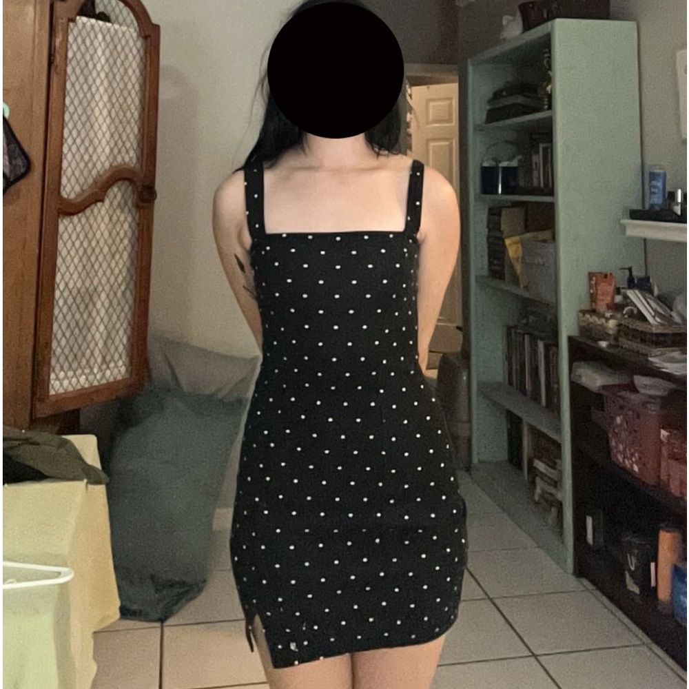 Xs dress with straps. Slit on the side gently used - Picture 2 of 5